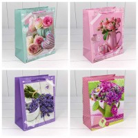 Пакет подарочный матовый "Цветы" (микс) 20*25*10 128г 1/20 1/480 Арт: 00026D